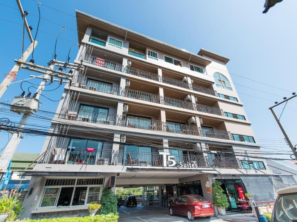 T5 Suites Pattaya Εξωτερικό φωτογραφία