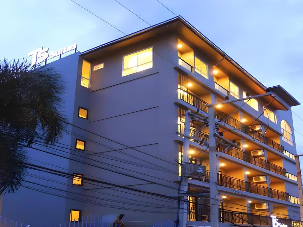 T5 Suites Pattaya Εξωτερικό φωτογραφία