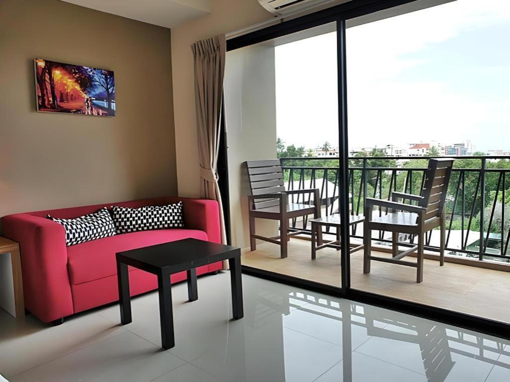 T5 Suites Pattaya Εξωτερικό φωτογραφία