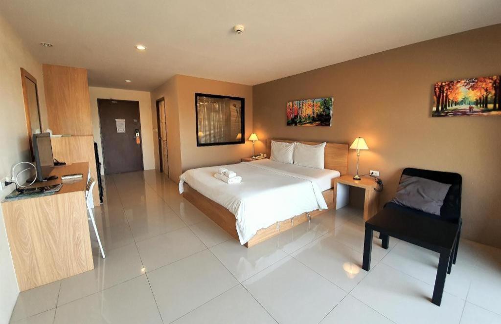 T5 Suites Pattaya Εξωτερικό φωτογραφία