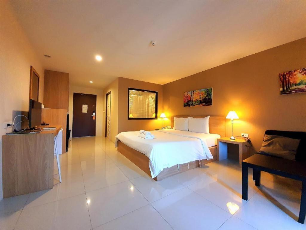 T5 Suites Pattaya Εξωτερικό φωτογραφία