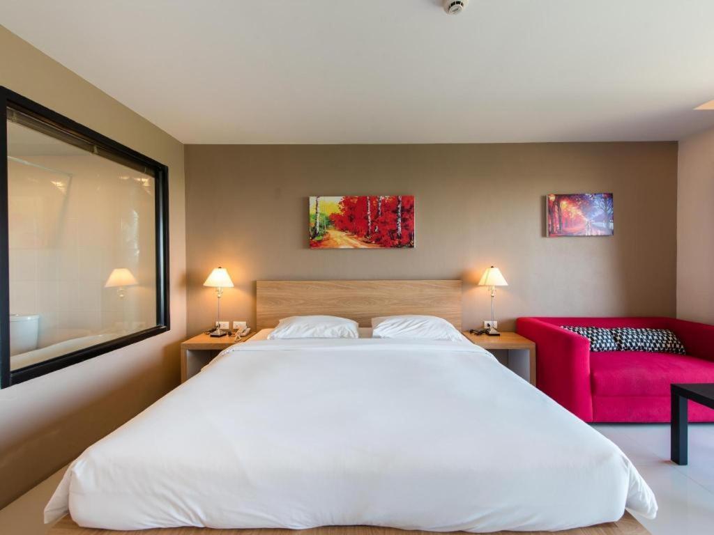T5 Suites Pattaya Εξωτερικό φωτογραφία