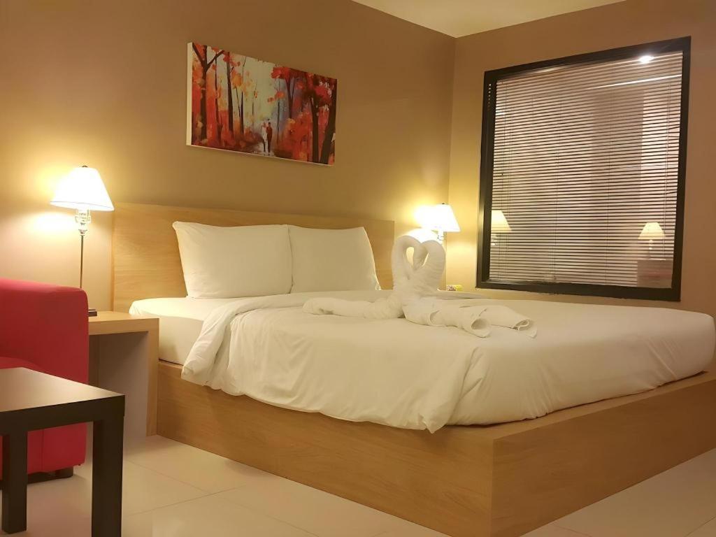 T5 Suites Pattaya Εξωτερικό φωτογραφία